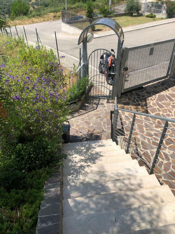 Casa Vista Mare Con Giardino Villa Vasto Exterior photo